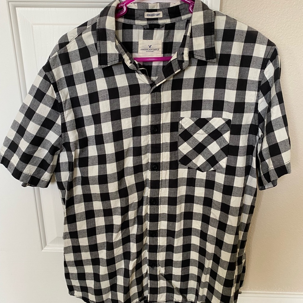 Men’s short sleeve plaid shirt